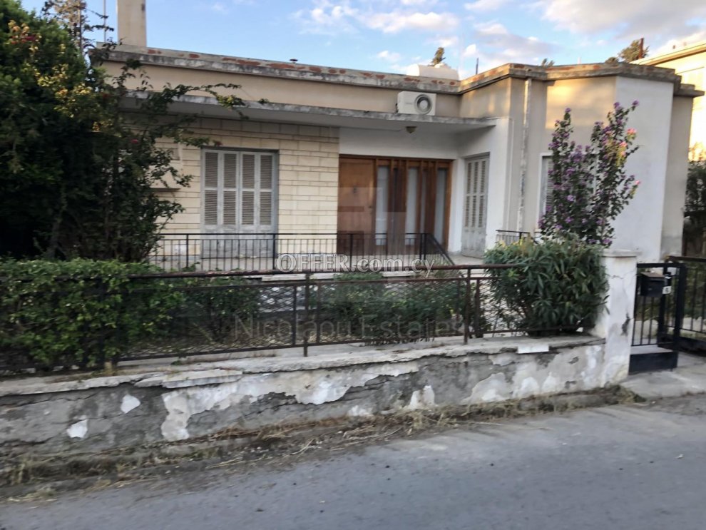 House of 200 sq.m. for sale in Agios Andreas area in Nicosia in a corner plot of 643 sq.m. - 1