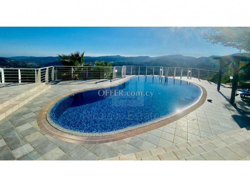 Stunning villa with magnificent views for sale in Moniatis village - 9