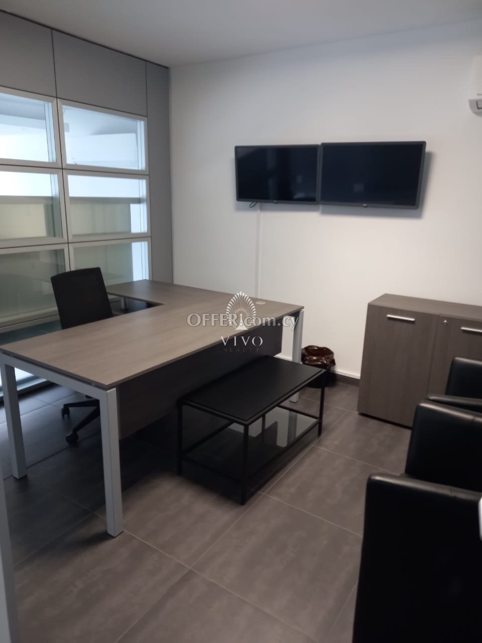 SEA FRONT OFFICE SPACE FOR RENT - 8