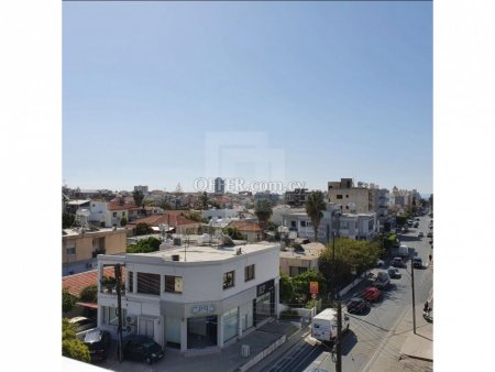 A large 3 bedroom apartment in Petrou kai Pavlou Limassol city center Cyprus - 4
