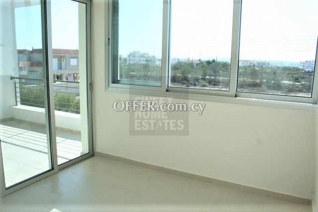 Two Bedroom Apartment with Title Deeds in Paralimni - 6