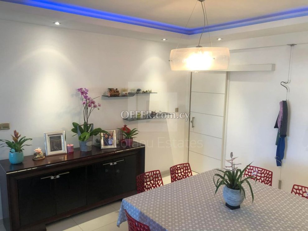 Luxury three bedroom penthouse for sale in Mesa Geitonia area of Limassol - 4