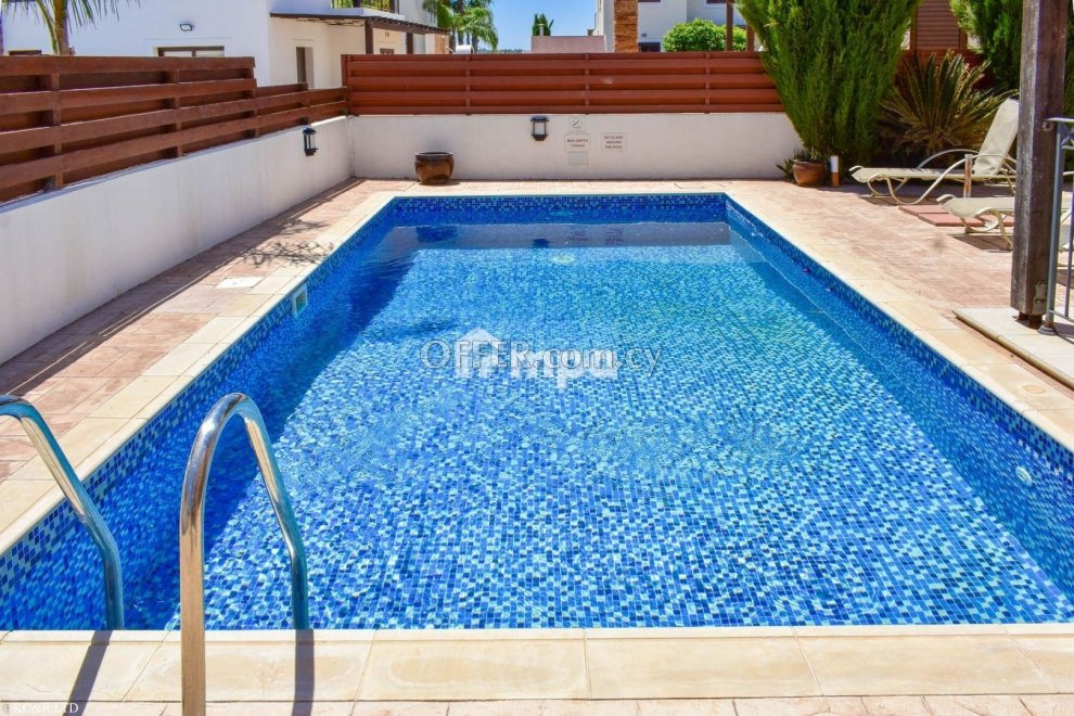 Villa with Swimming Pool in Ayia Thekla for Sale - 7