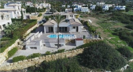 EXCLUSIVE VILLA IN PEYIA FOR SALE