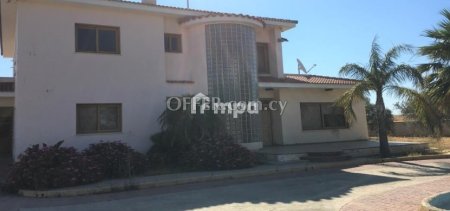 House in Lakatamia for Sale
