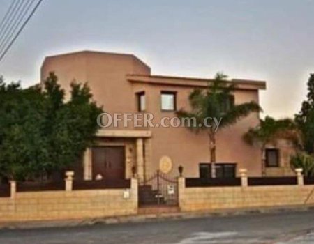 For Sale, Three-Bedroom Detached House in Latsia - 1