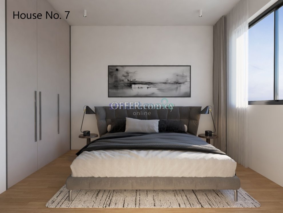 3 Bedroom Modern Detached House - 4
