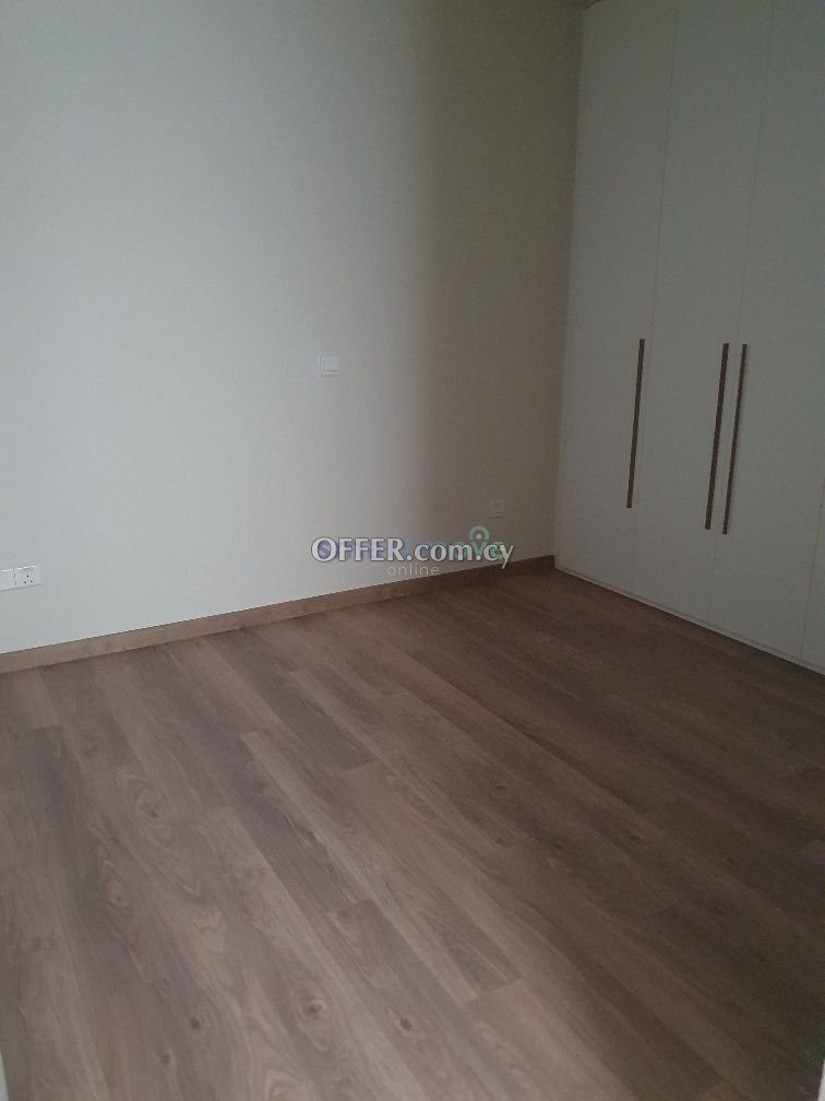 2 Bed Apartment + Office Close to the Sea - 6