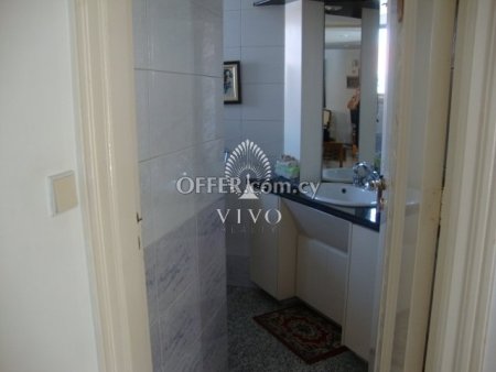 3 BEDROOM  HOUSE WITH SWIMMING POOL IN THE CENTER  OF LIMASSOL - 3