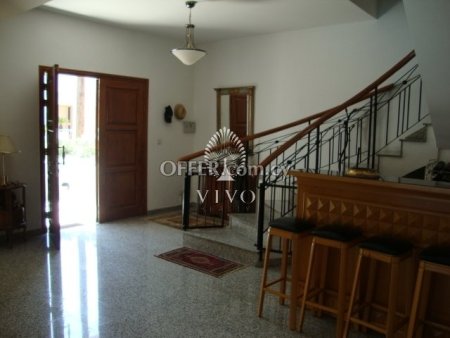 3 BEDROOM  HOUSE WITH SWIMMING POOL IN THE CENTER  OF LIMASSOL - 2