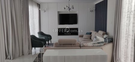 LUXURY 3 BEDROOM FULLY FURNISHED VILLA WITH ROOF GARDEN  JUST 3" FROM THE SEA - 2