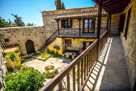 3 Bedroom Restored Traditional Courtyard Stone House