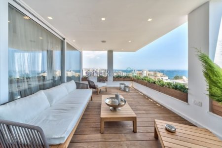 3 Bedroom Penthouse For Rent Limassol