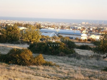 INDUSTRIAL PIECE OF LAND OF 6,690m2 - IDEAL FOR INVESTMENT - 1