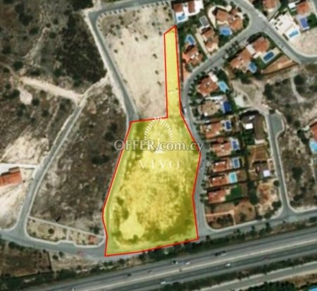 RESIDENTIAL LAND of 11,387m2 IN AGIOS TYCHONAS - 1