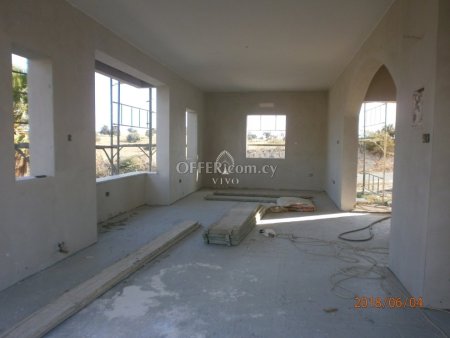 HOUSE UNDER CONSTUCTION IN MARONI - 1