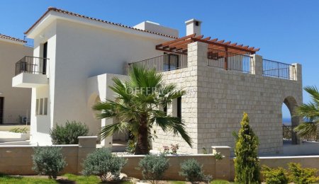 LUXURY THREE BEDROOM VILLA IN KOUKLIA AREA