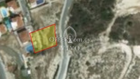 RESIDENTIAL PLOT OF 600 SQM IN AYIOS TYCHONAS - 1