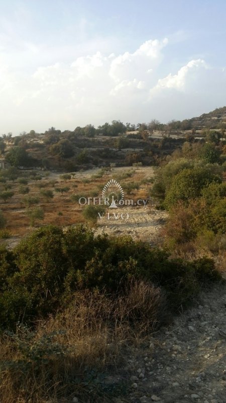 RESIDENTIAL PIECE OF LAND OF 2091 M2 IN FASOULA