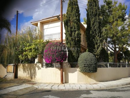 DETACHED 4 BEDROOM HOUSE WITH PRIVATE POOL IN AG. ATHANASIOS
