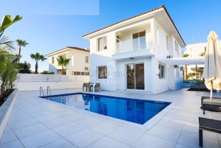 RESALE DETACHED HOUSE WITH POOL IN PROTARAS - 1