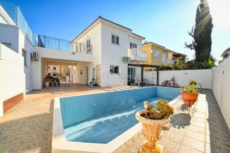 4 Bed Link-Detached Villa for Sale in Paralimni, Ammochostos - 1