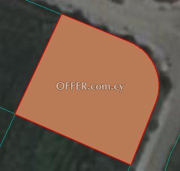 Residential Plot Of 606 Sq.M.  In Psimolofou - 1