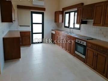 Upper 3 Bedroom Apartment  In Archangelos, Nicosia