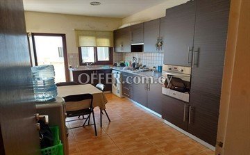 2 Bedroom House  In Aglatzia