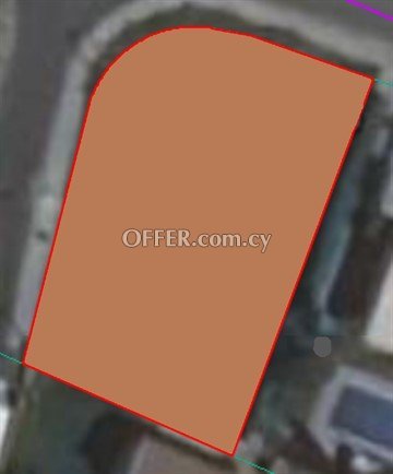 Corner Residential Plot Of 727 Sq.M.  In Tseri, Nicosia - 1