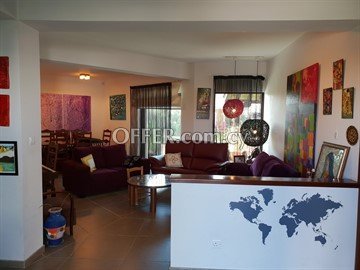 Spacious And Bright 3 Bedroom House  In Psimolofou In A Large Piece Of - 1