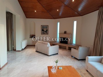 Luxury 4 Bedroom Villa With Additional Apartment And A Large Basement 