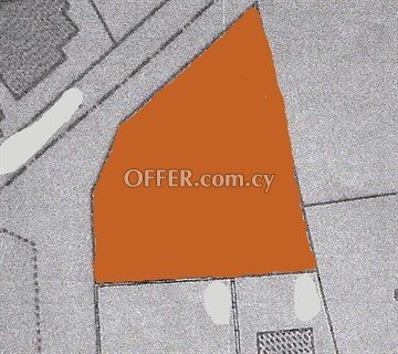 Plot Of 895 Sq.M.  In Kaimakli, Nicosia - 1