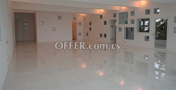 With Amazing View 4 Bedroom Luxury Apartment  In Nicosia City Center - 1