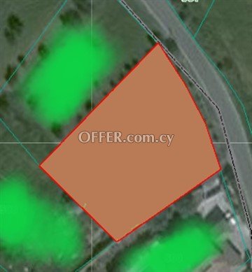 Piece Of Land Of 1765 Sq.M.  In Pera Oreinis, Nicosia - 1