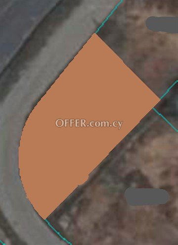 Plot Of 614 Sq.M.  In Archangelos, Nicosia - Corner