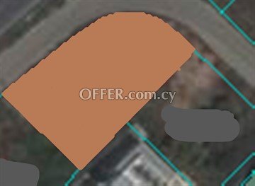 Plot Of 772 Sq.M.  In Archangelos, Nicosia - Corner