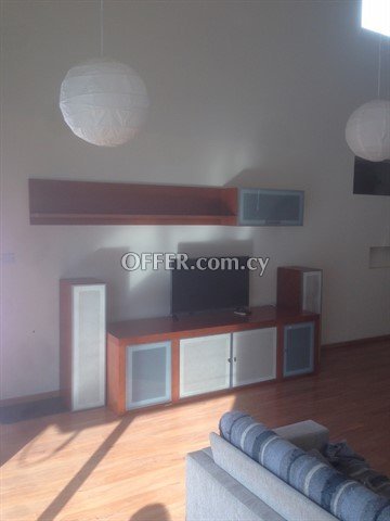 Very Nice Spacious 3 Bedroom Upper House  In Engomi With 60 Sq.M. Roof