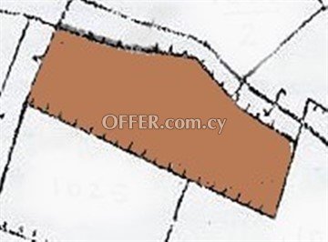 Large Residential Piece Of Land Of 3679 Sq.M.  In Pera Oreinis