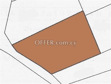 Residential Piece Of Land Of 744 Sq.M.  In Klirou