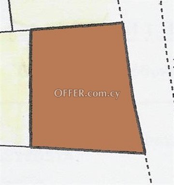 Residential Plot Of 576 Sq.M.  In Pera Oreinis - 1