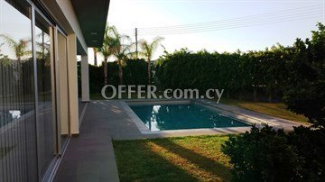 Detached House  In A Large Plot Of  797 Sq.M. In gsp - 1