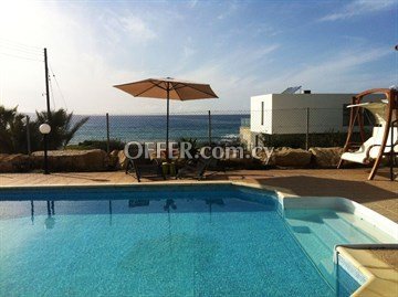 Nea Dimmata Paphos
3 Double Bedroom Private Holiday Beach Villa   - 1