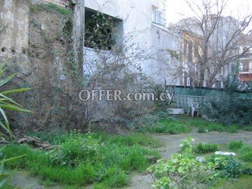 Listed And Traditional House  In Old Town Of Nicosia In A Plot Of 320 