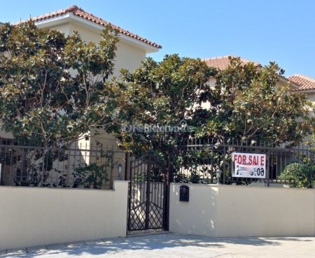 3+1 Bedroom Villa For Sale Limassol - 11