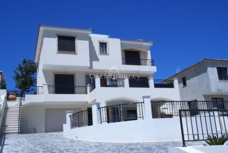 LUXURY THREE BEDROOM VILLA IN NEO CHORIO, POLI CRYSOCHOUS - 6