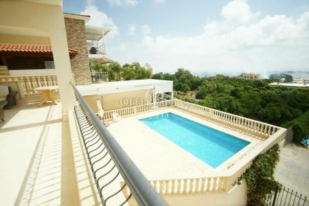FANTASTIC THREE BEDROOM VILLA WITH SWIMMING POOL IN  EMBA, PAPHOS - 11