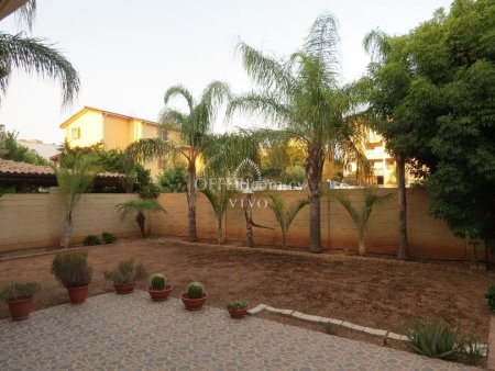 4 BEDROOM VILLA WITH SEPARATE  MAIDS QUARTERS - 11