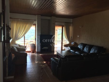 3 BEDROOM DETACHED BUNGALOW IN MANDRIA - LIMASSOL - 11