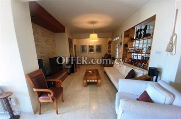 4 Bedroom Apartment  In Agios Dometios, Nicosia - 7